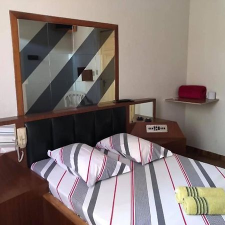 Hotel Popular Vila Mariana Сао Паоло Екстериор снимка
